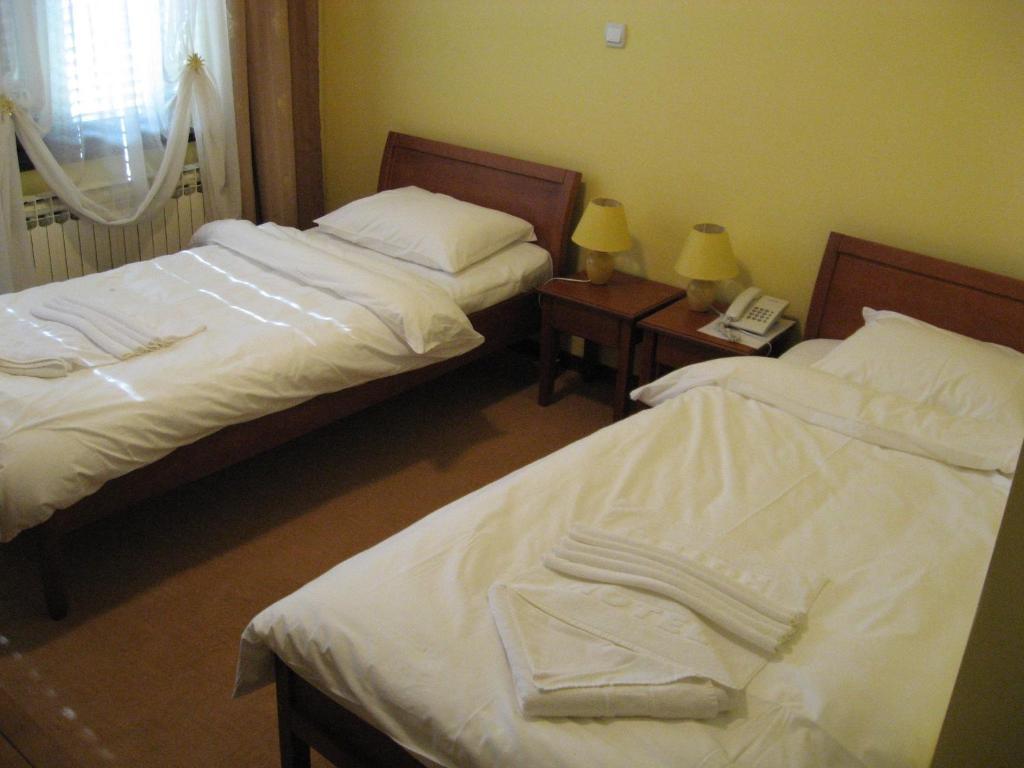 Hotel Vila Sunce Stara Pazova Kamer foto