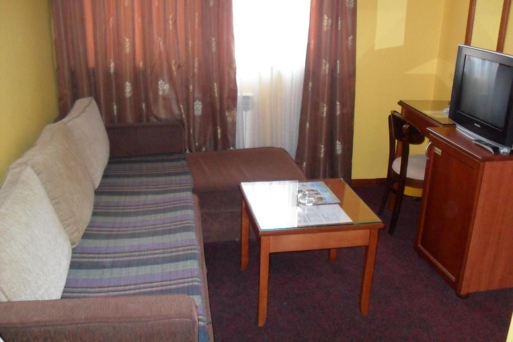 Hotel Vila Sunce Stara Pazova Kamer foto